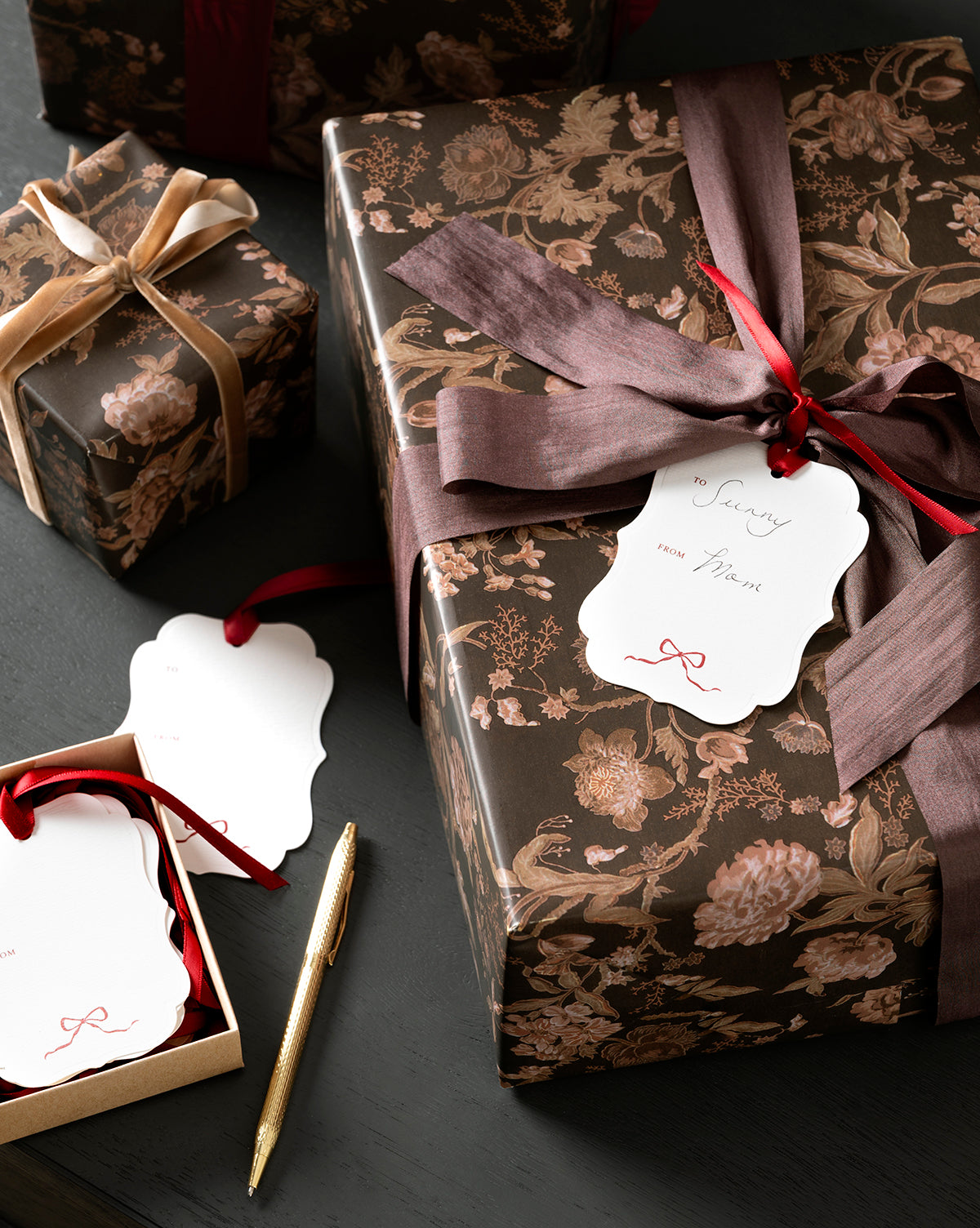 Hestercombe Floral Gift Wrap