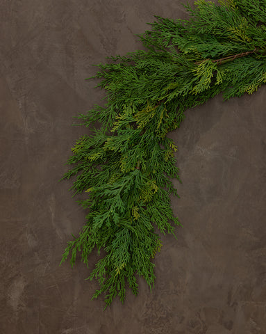 Holiday Wreaths & Garland