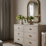 Lilah Dresser
