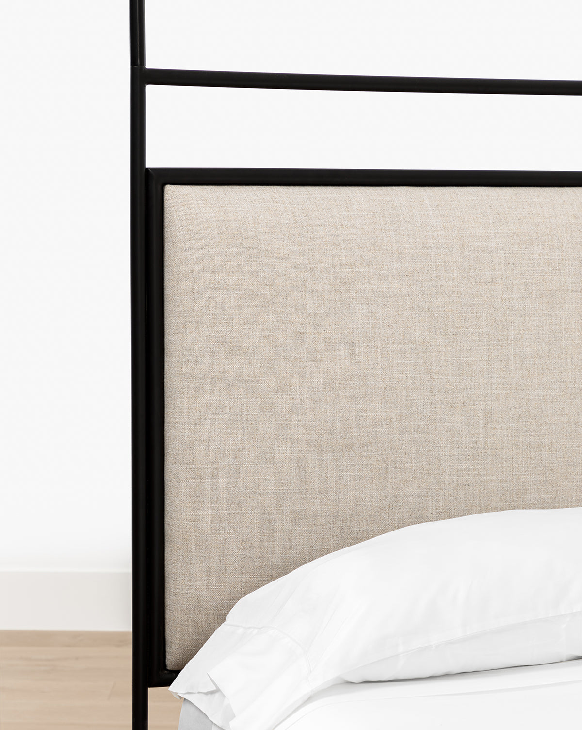 Sutherland Canopy Bed