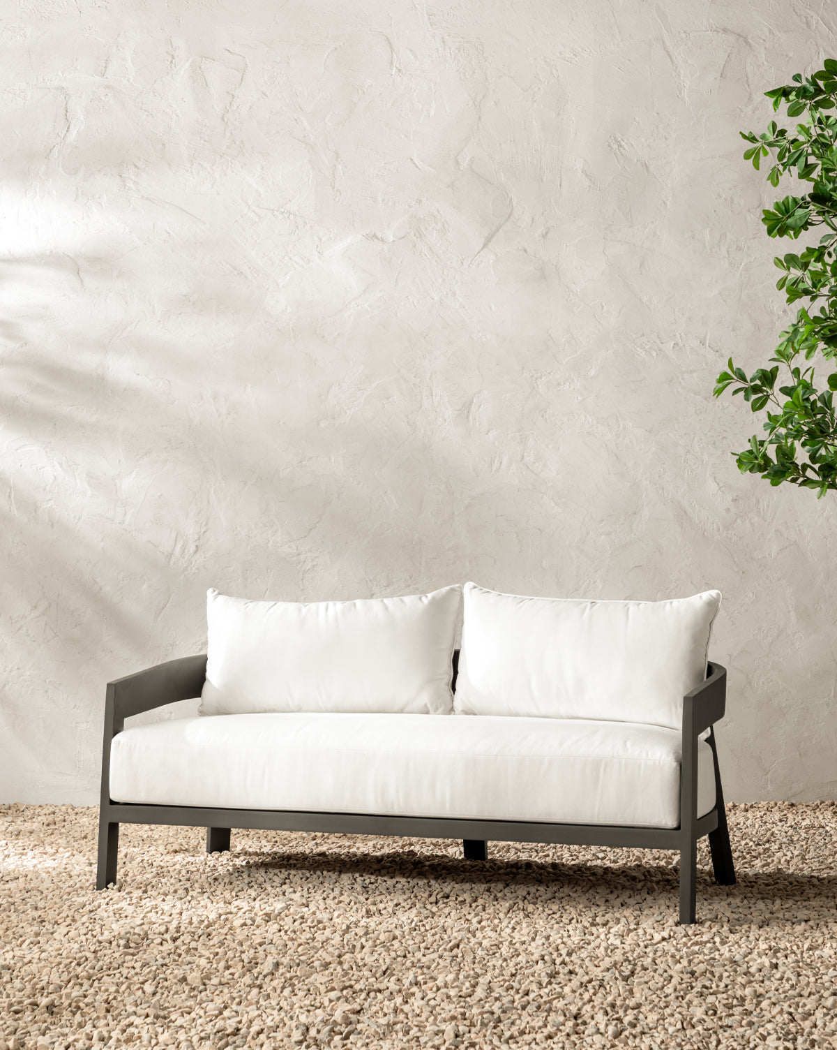 Vento Aluminum Sofa 68"
