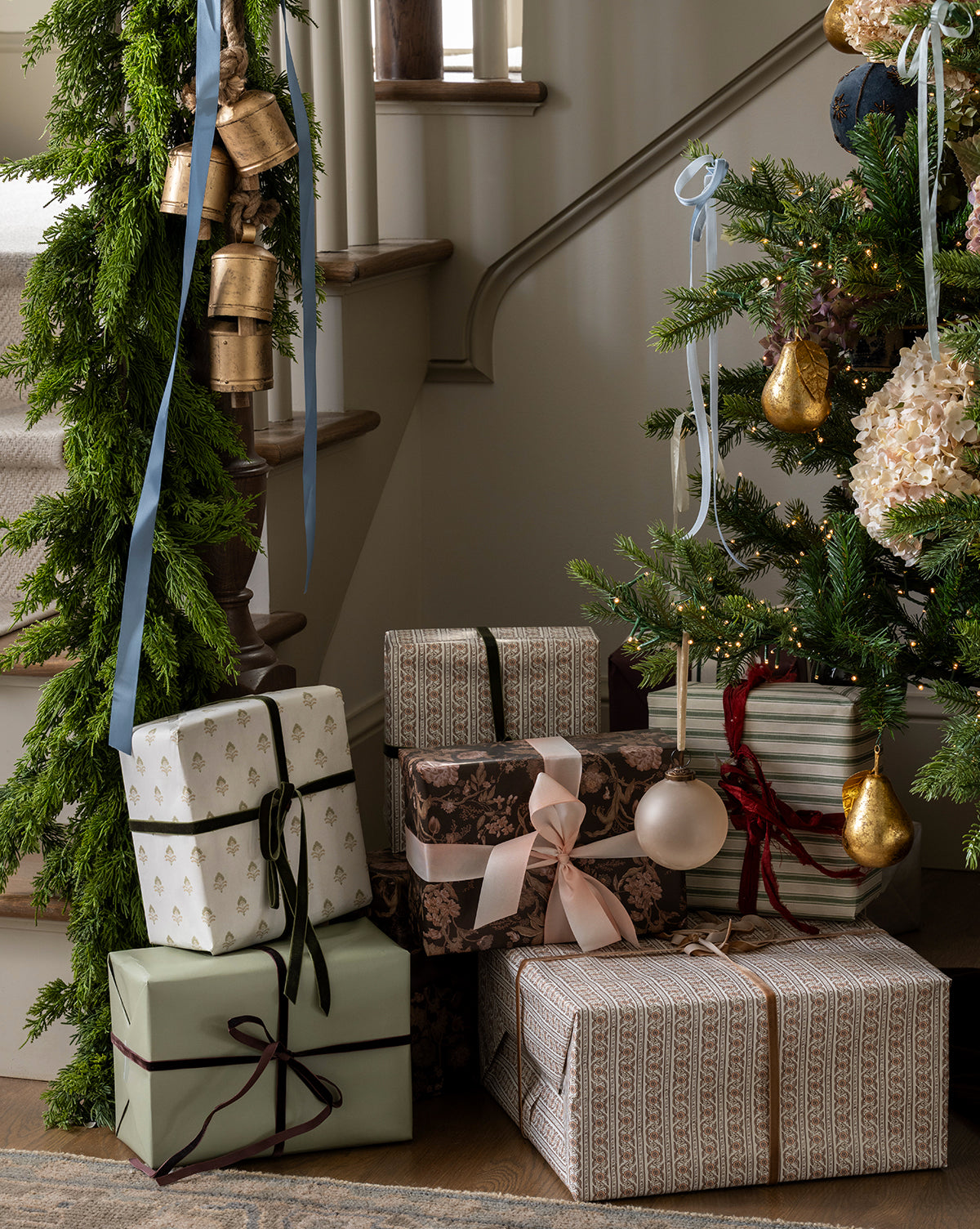 Hestercombe Floral Gift Wrap