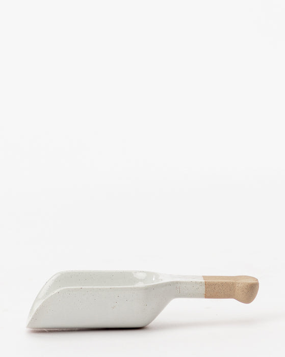 Two-tone Porcelain Scoop (Set of 2)