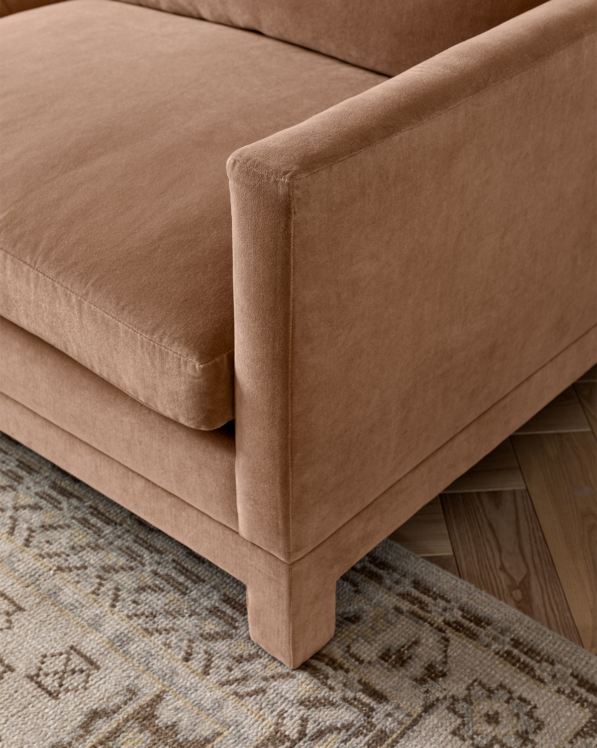 Appoline Sofa 85"
