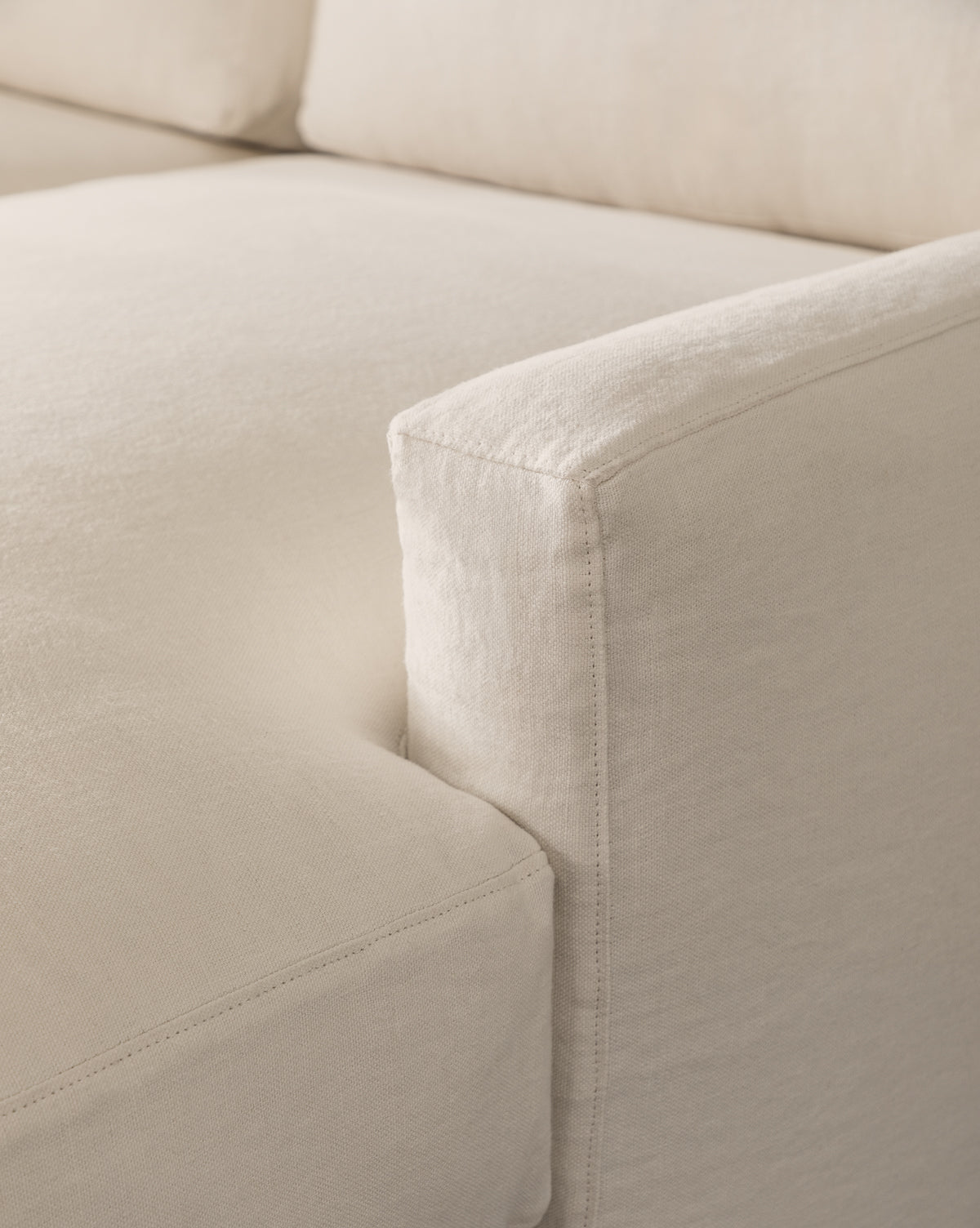 Macy Slipcover Chaise Sectional 101"