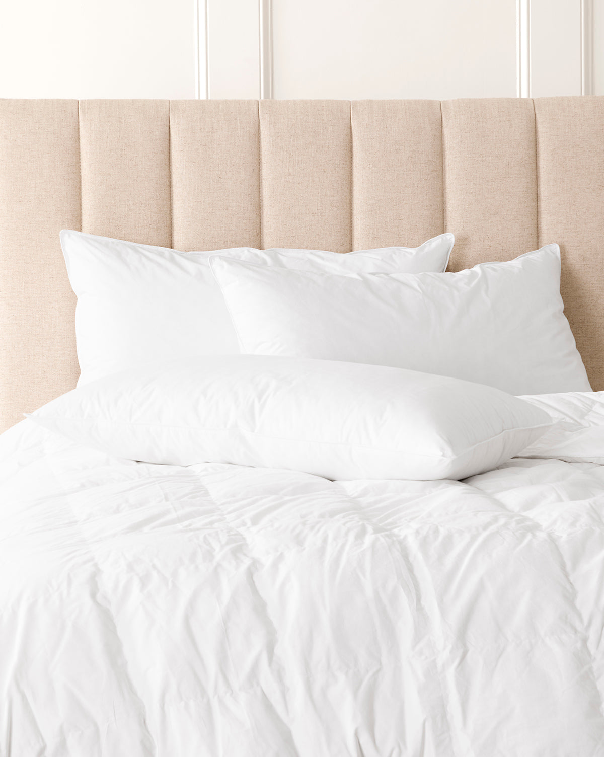 PrimaSera Down Alternative Bed Pillow