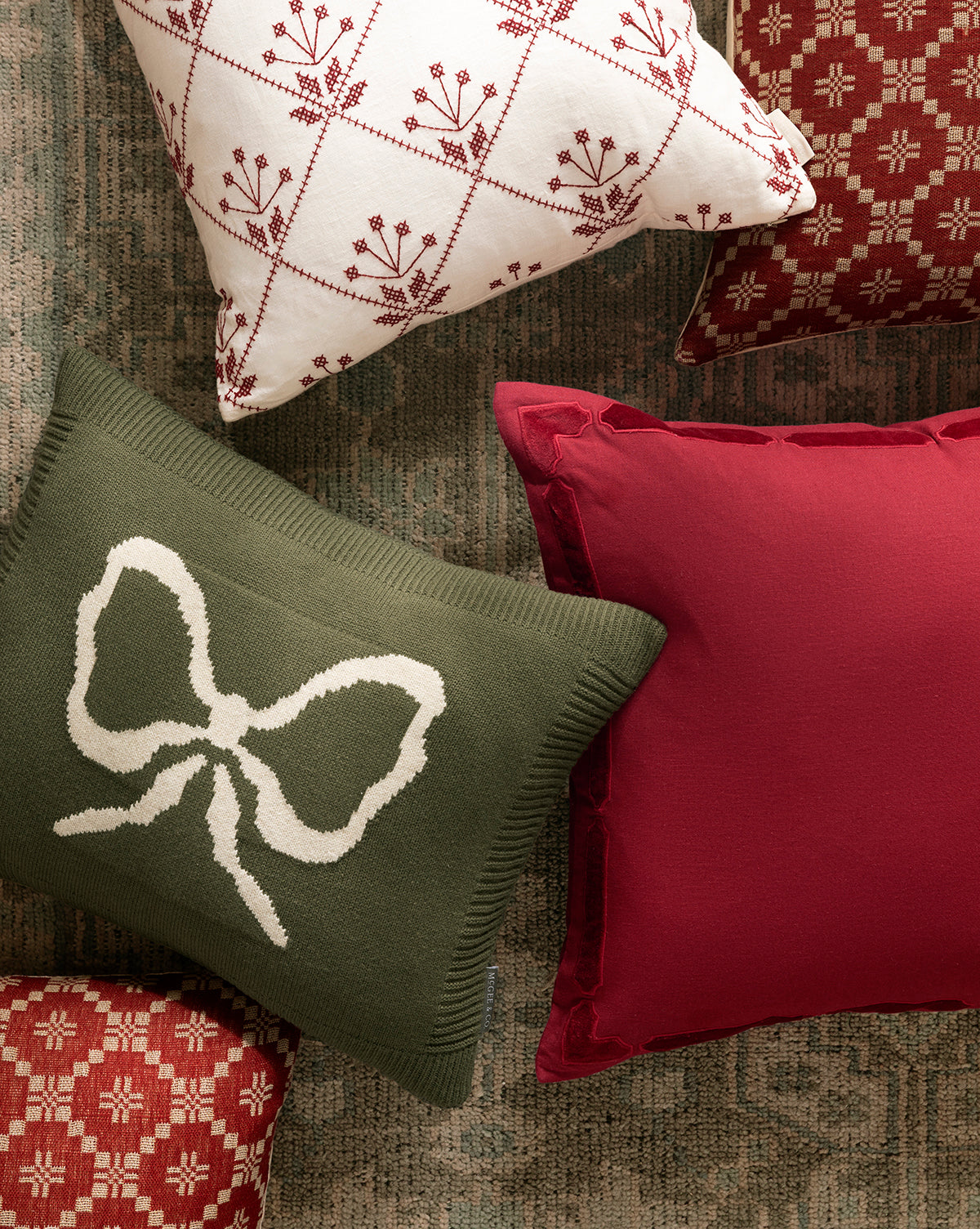 Bella Pillow Cover