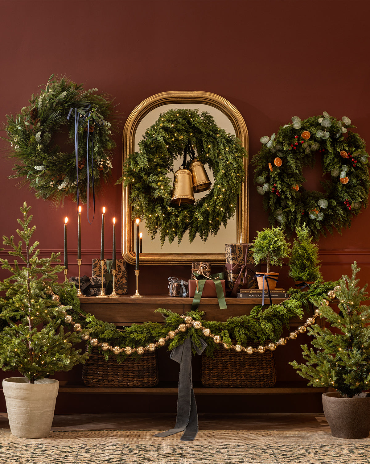 30" Classic Cedar Pre-Lit Faux Wreath
