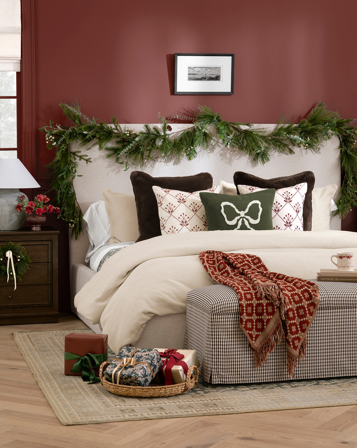 6' Pinecone & Berries Faux Garland