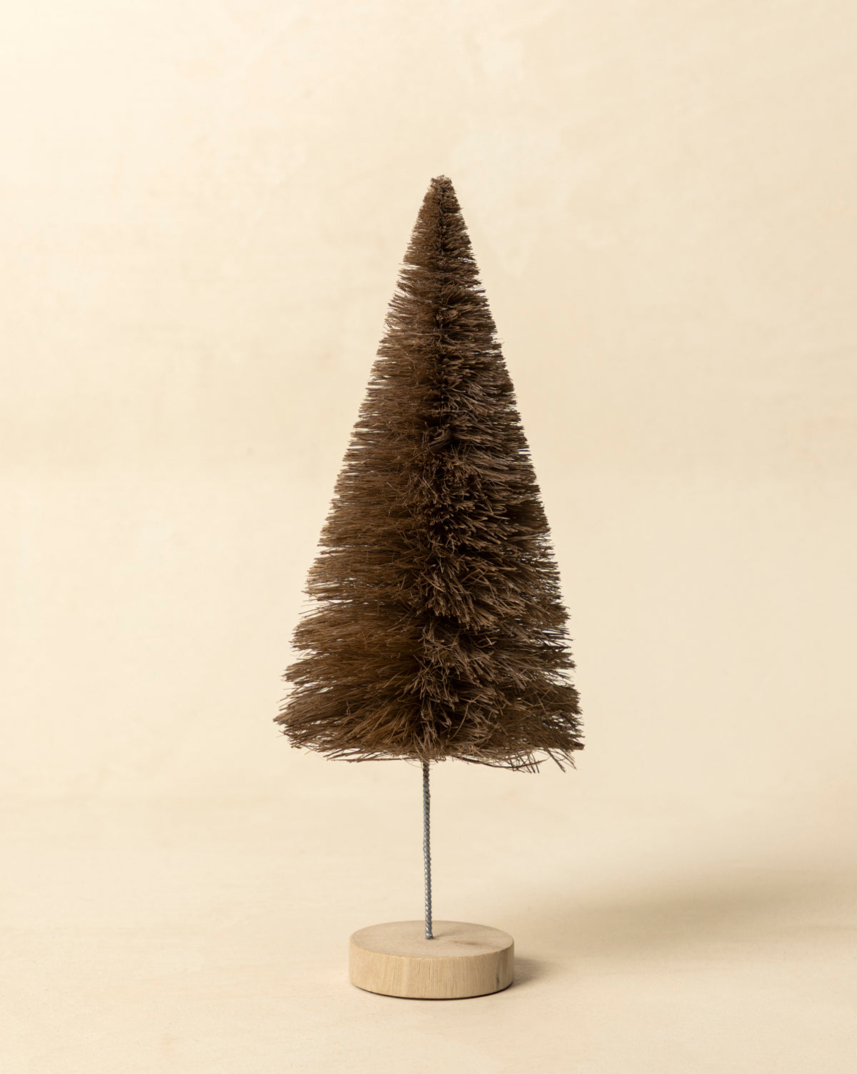 Brown Sisal Bottle Brush Tree