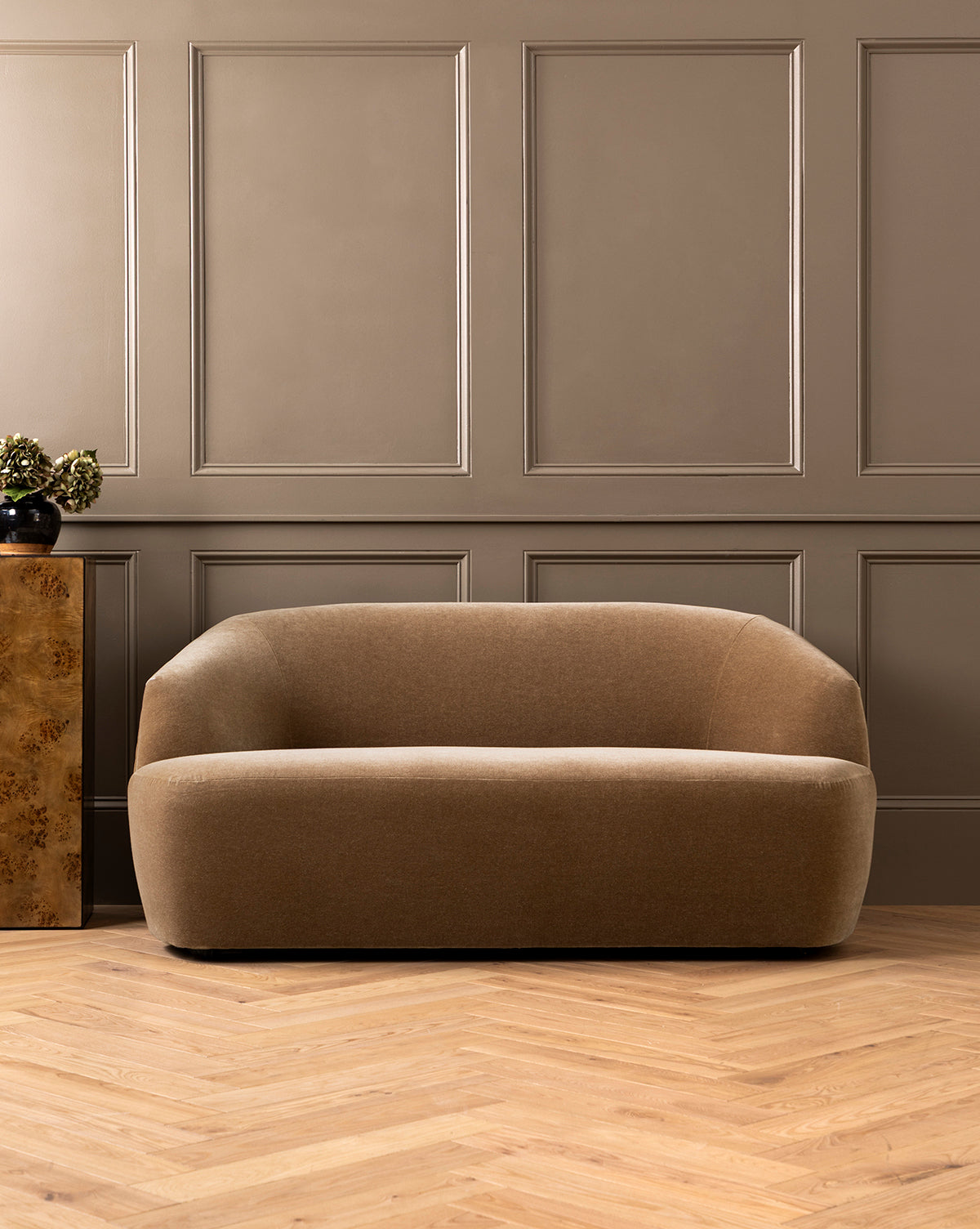 Byron Settee 68"