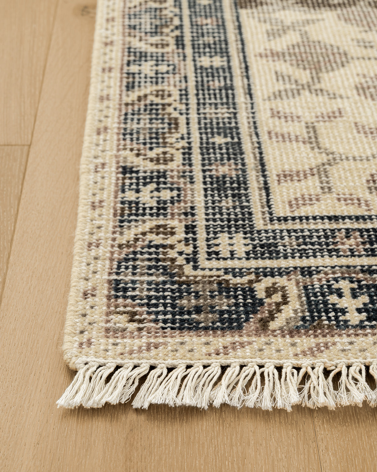 Campanella Hand-Knotted Wool Rug