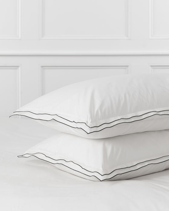 Devlin White Duvet Cover & Sham Set