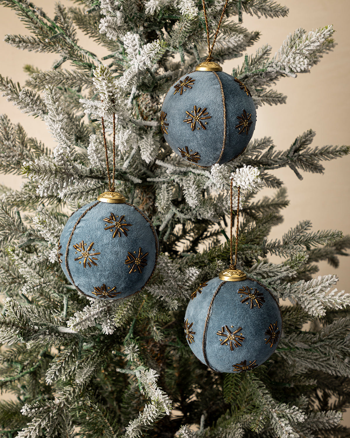 4" Embroidered Velvet Baubles (Set of 3)