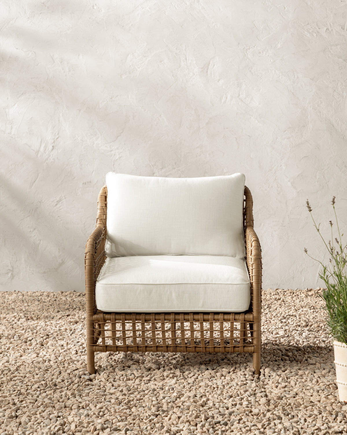 Glenwood Outdoor Lounge Chair (Ready to Ship)