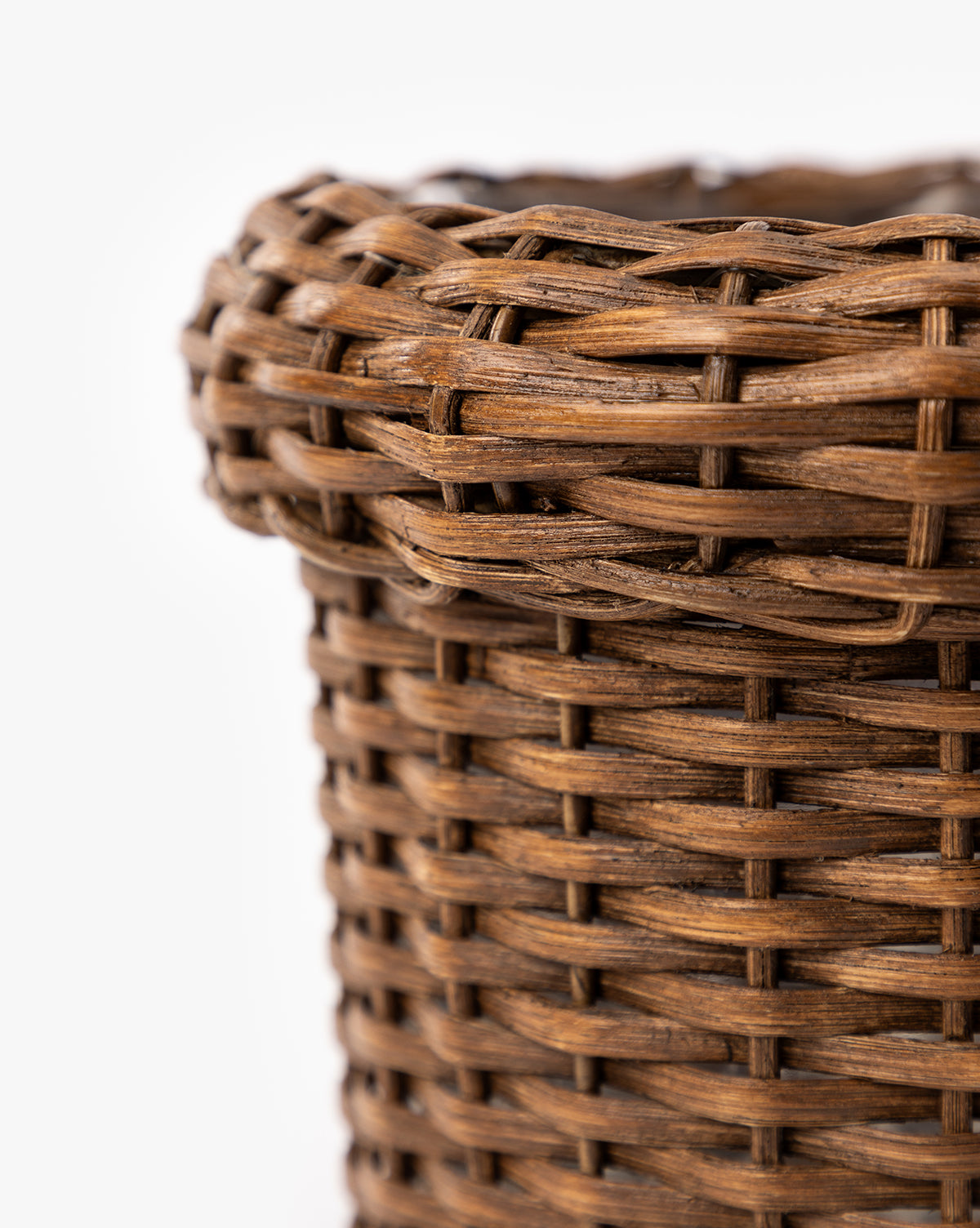 Huger Woven Planter