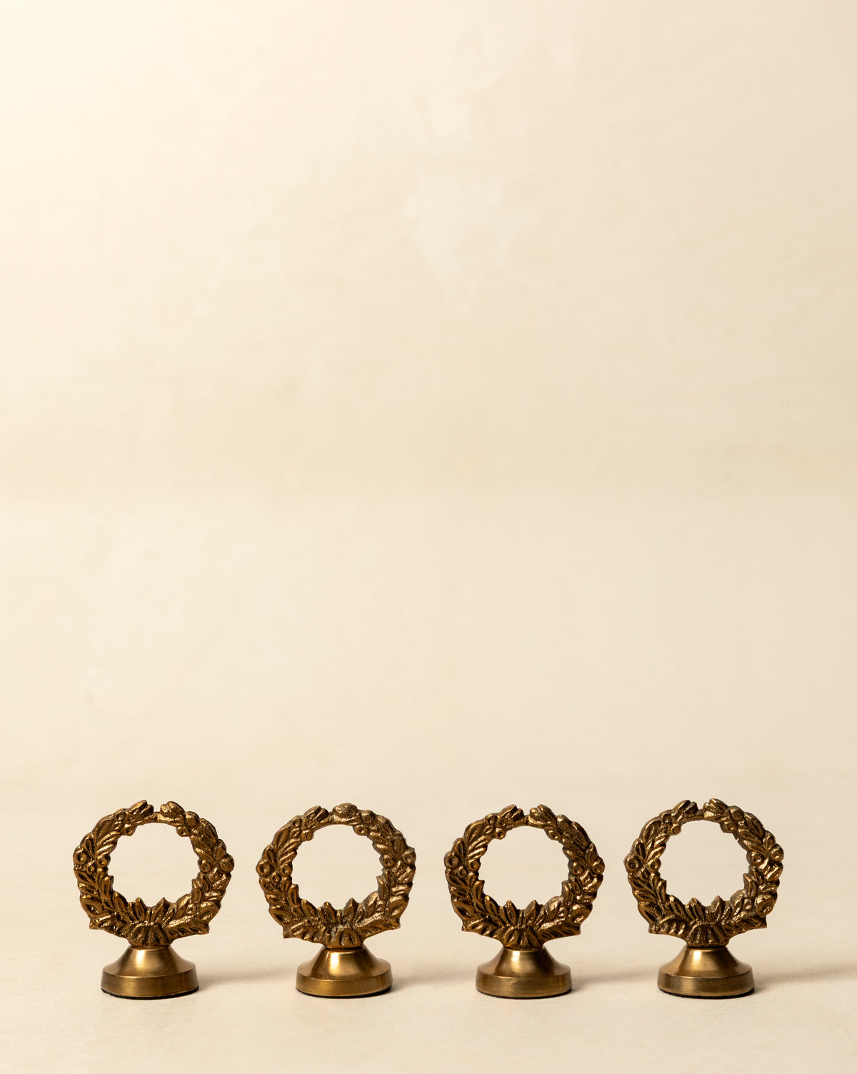 Laurel Place Card Holder (Set of 4)