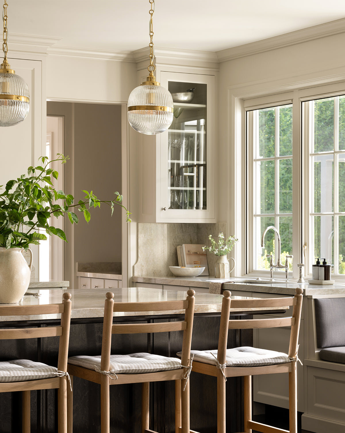 Glass pendant dining room light hotsell