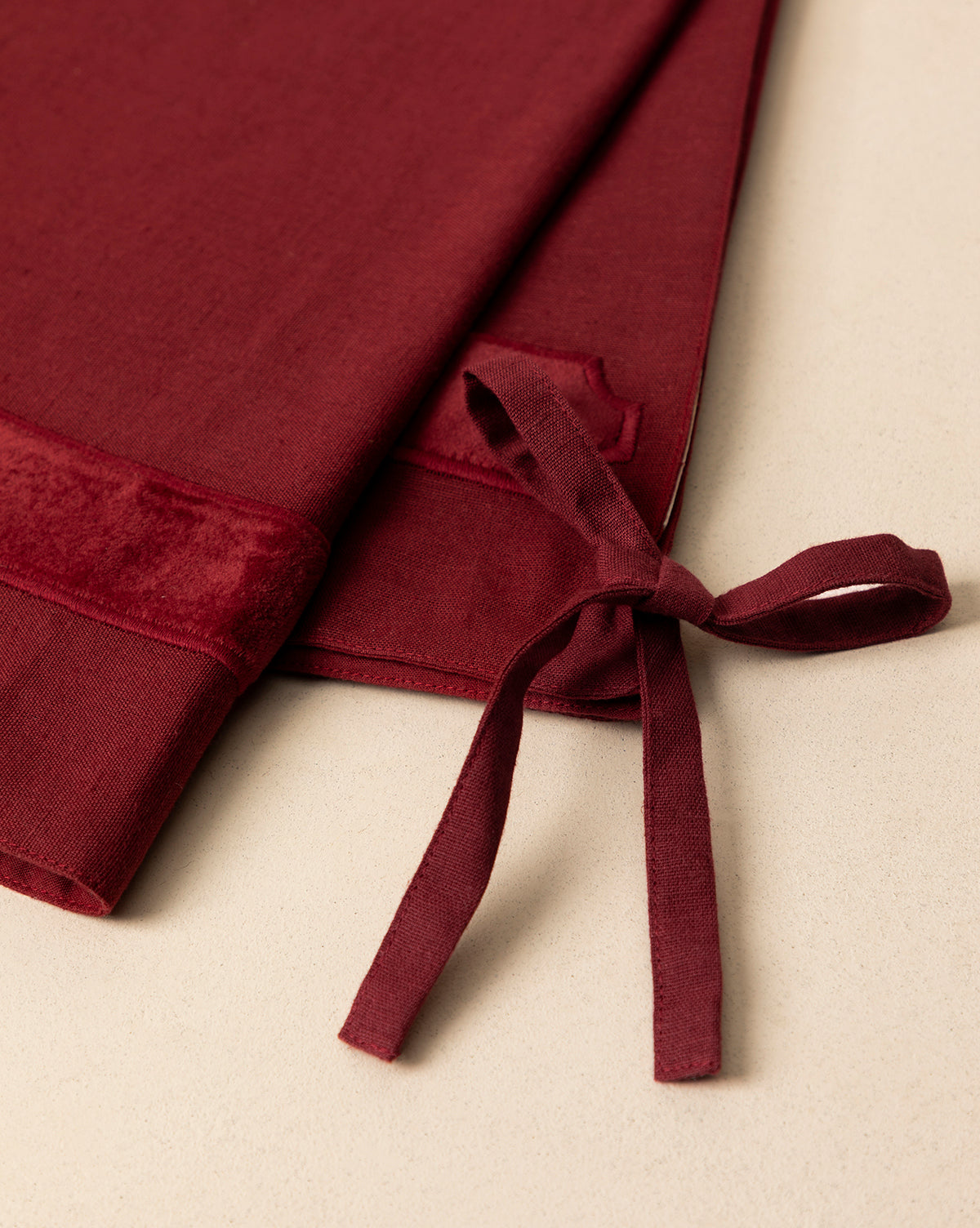 Mabry Velvet Trimmed Tree Skirt