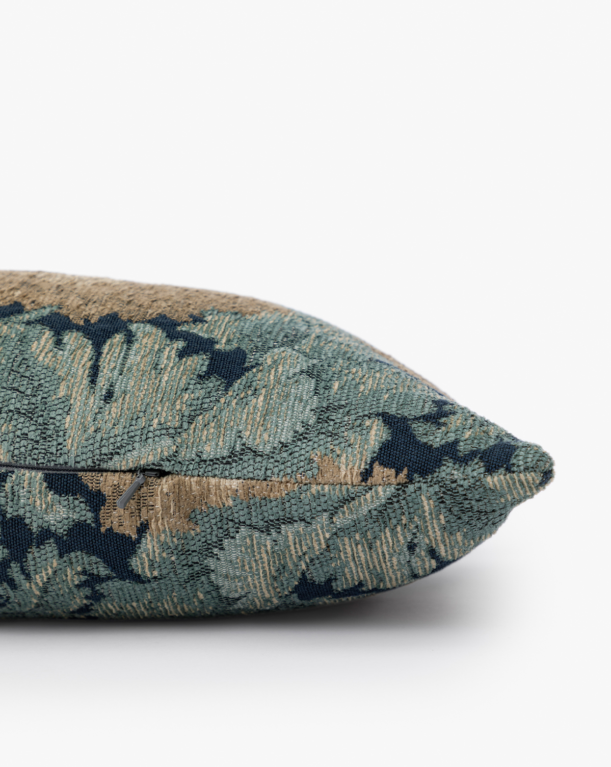 Octavia Pillow Cover