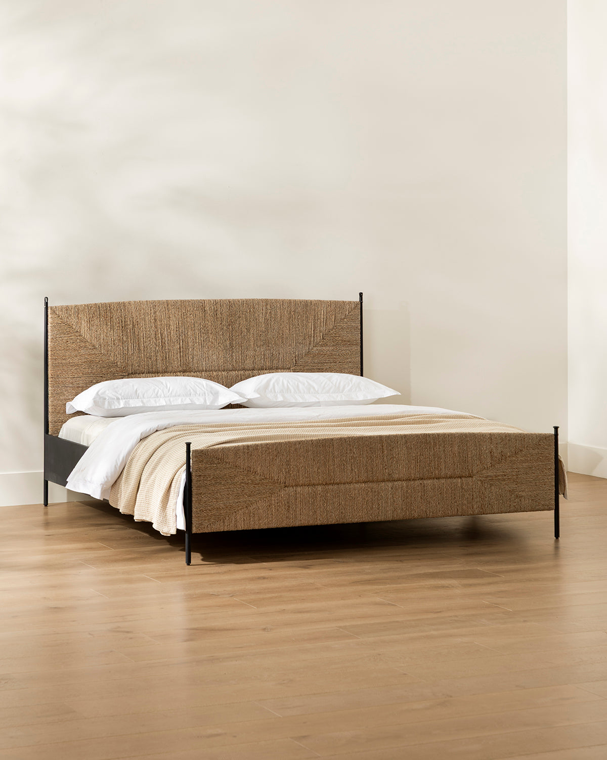 Peregrine Bed