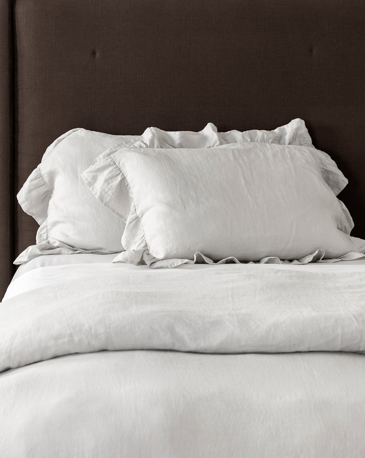 Ruffle Linen Shams (Set of 2)