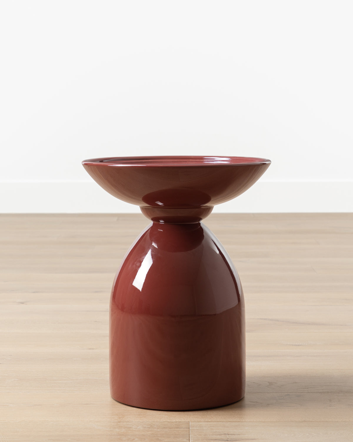 Visby Side Table-MFRN2599-CRY-OS-MAIN-T