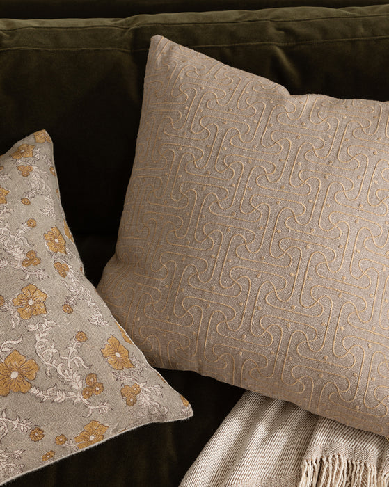 Saren Pillow Cover