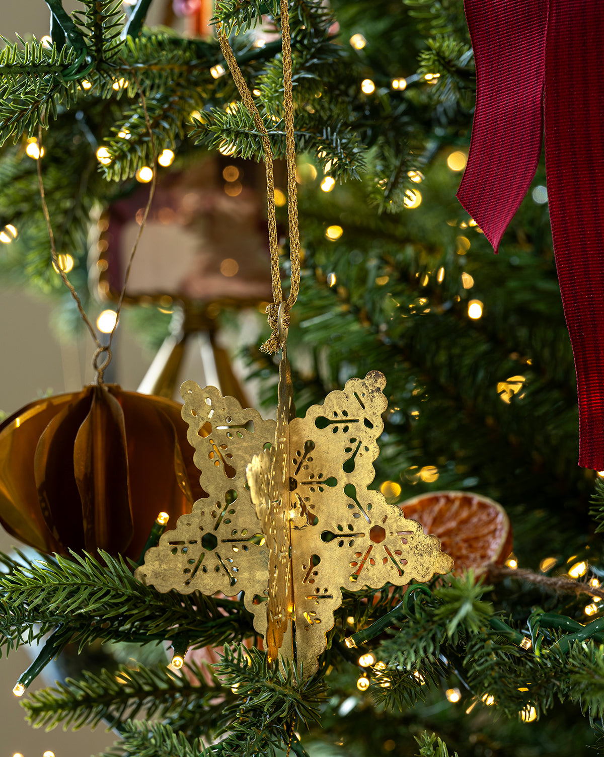 Antique Gold Snowflake Ornaments (Set of 4)