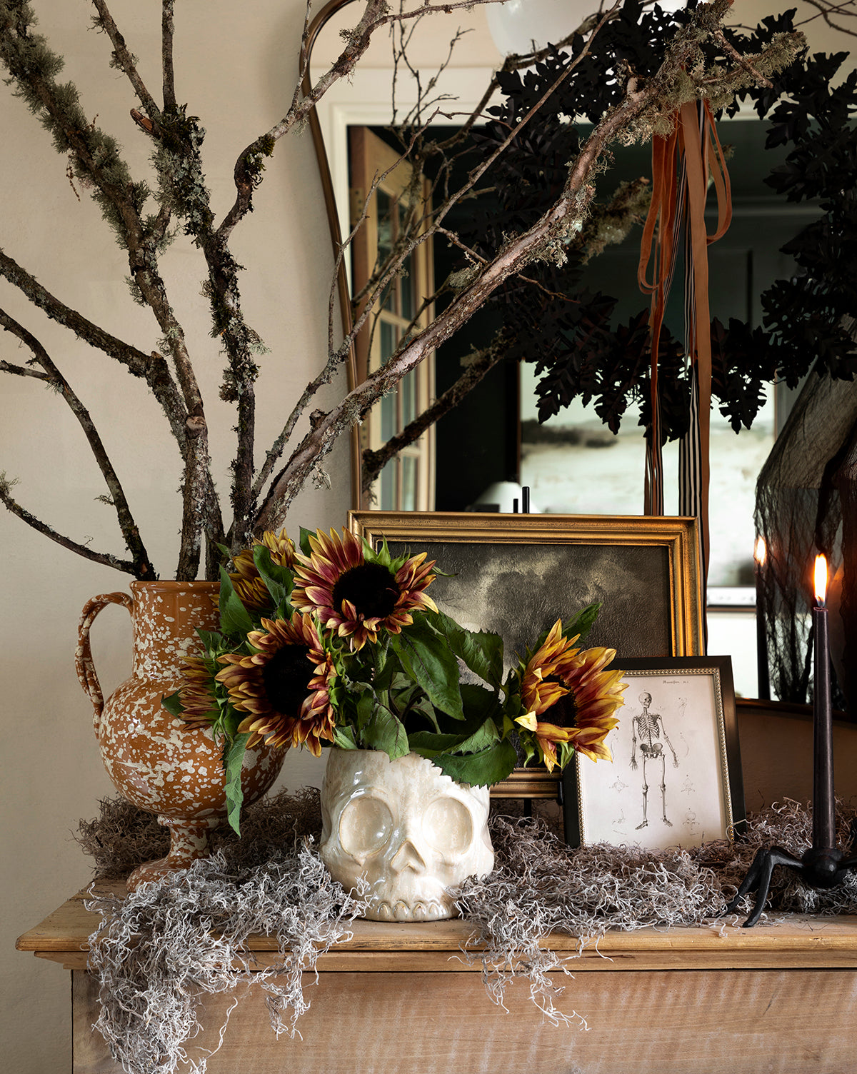 Haunting Skull Vase