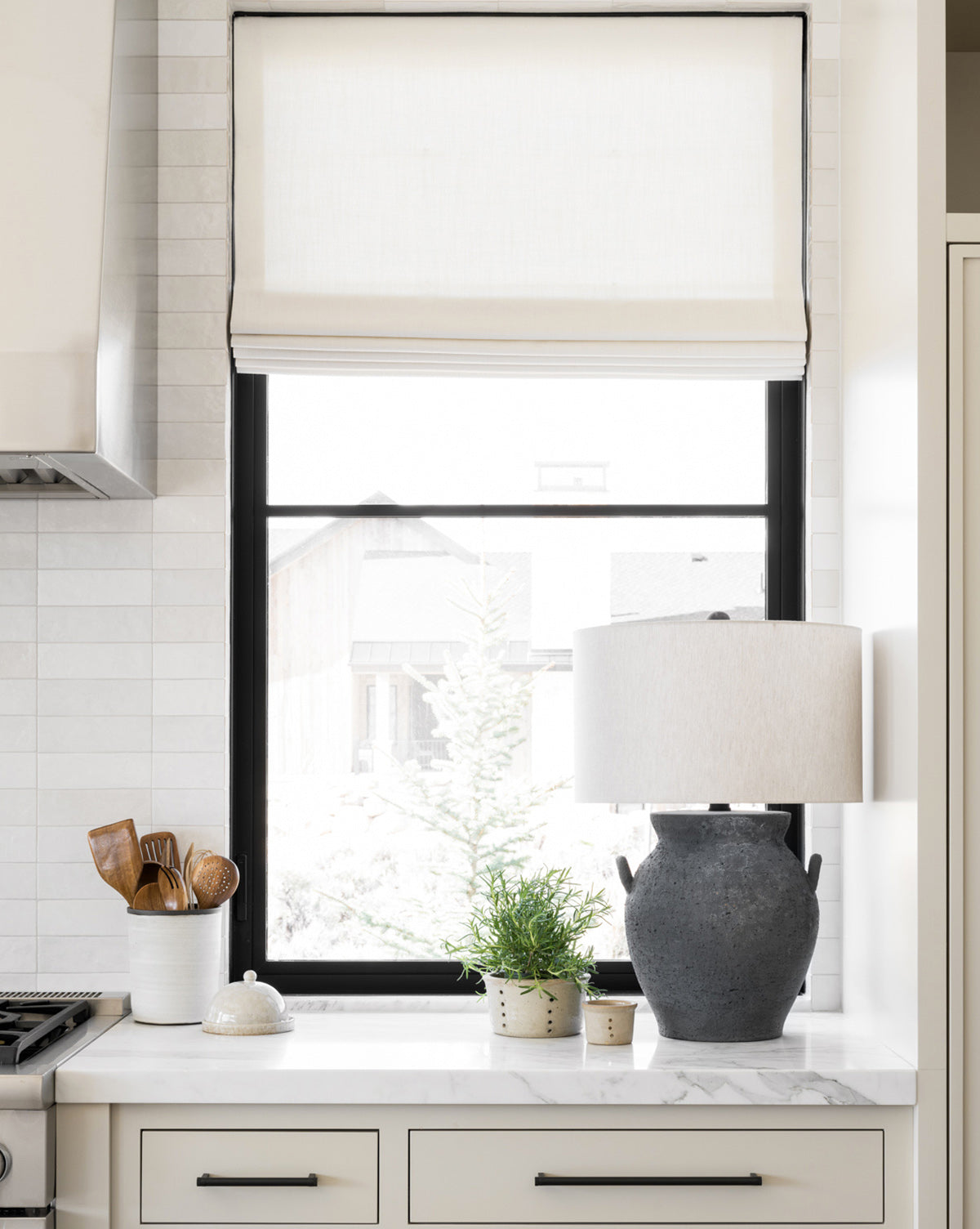 Anza Table Lamp