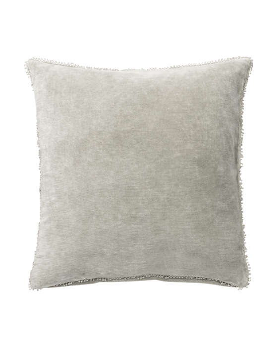 Ivonne Pillow