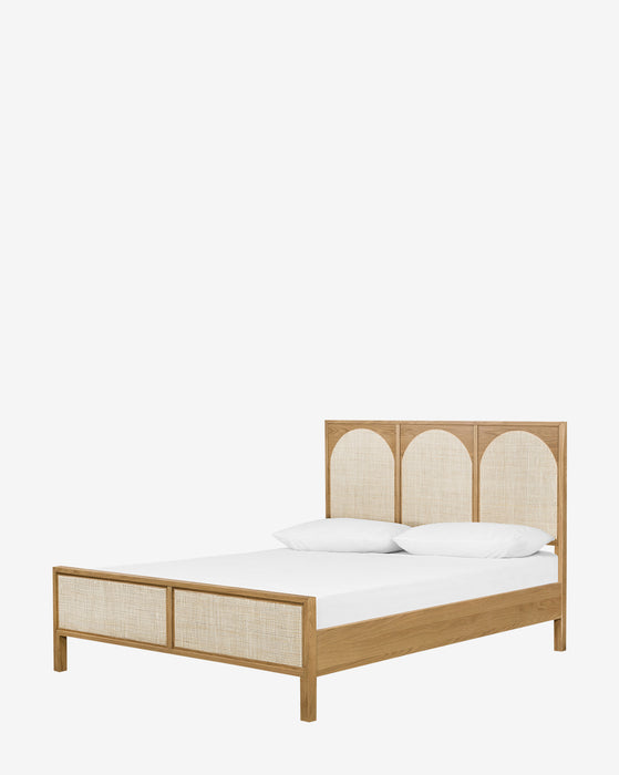 Maelie Bed