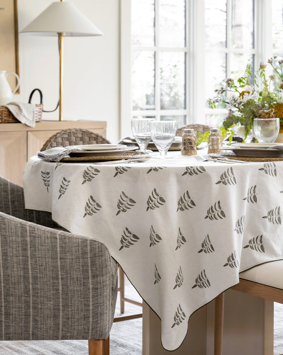 Lorraine Print Tablecloth
