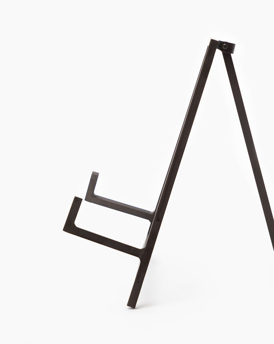 Studio Display Easel – McGee & Co.