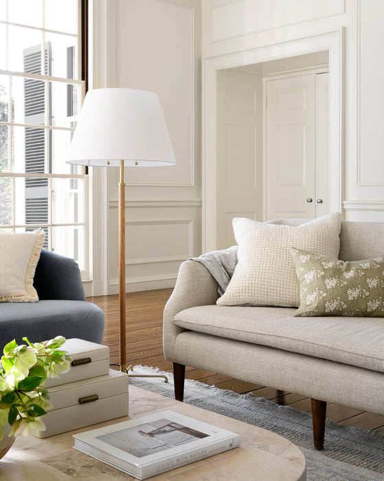 Daxton Settee