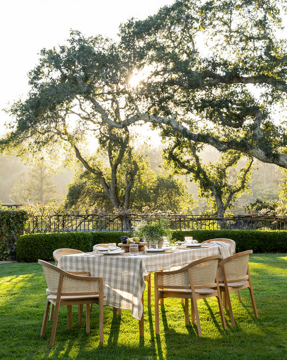 Dining table garden clearance furniture