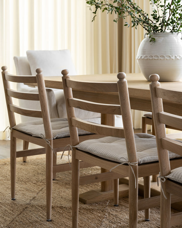 oak dining table, extension dining table, large dining table, oak furniture