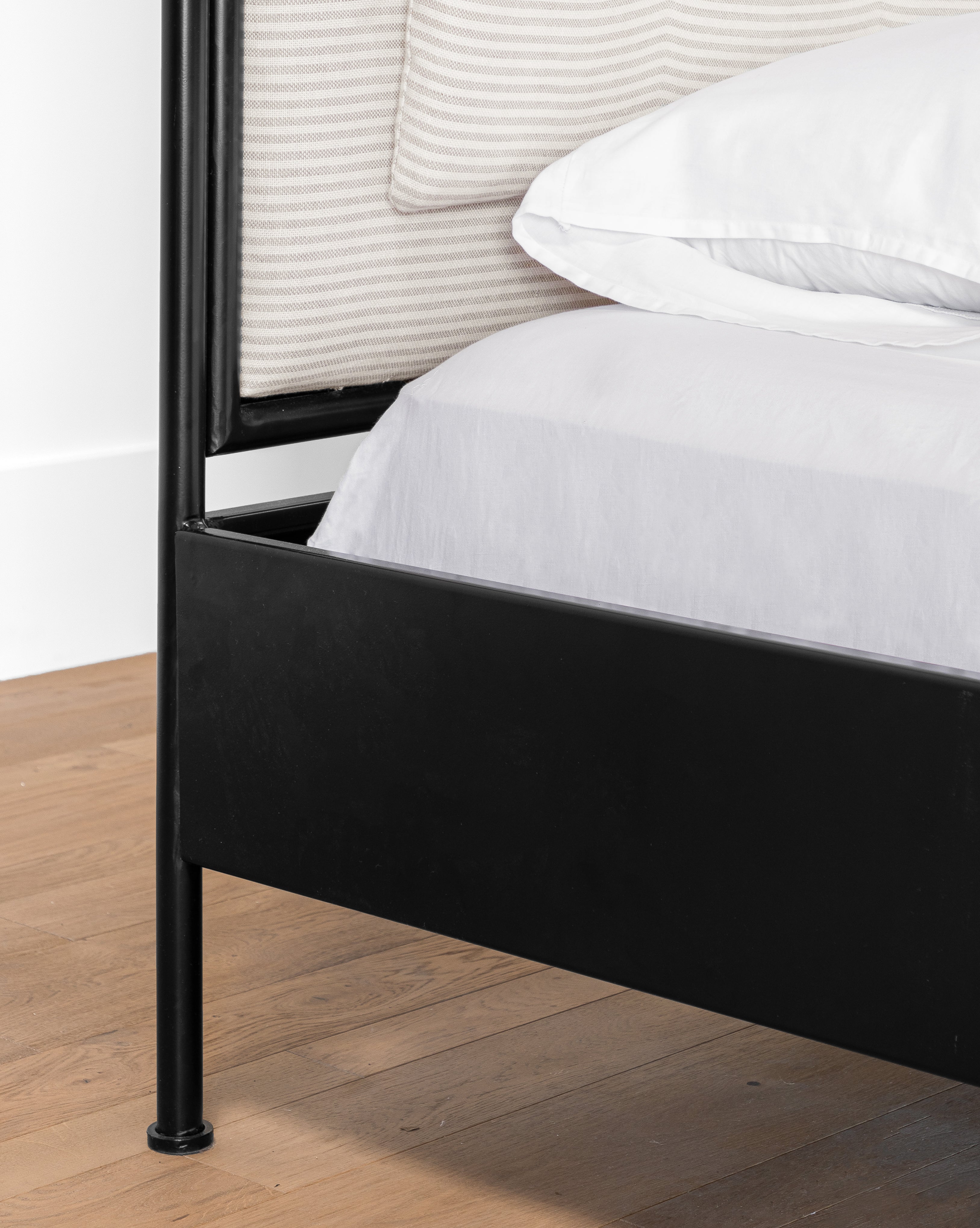 Sutherland Twin Bed