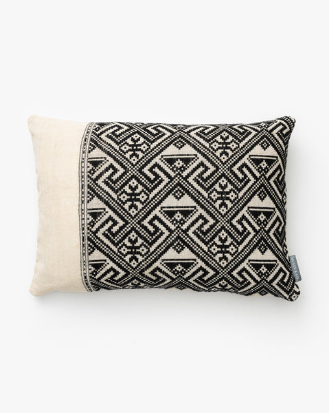 Tribal throw 2025 pillow
