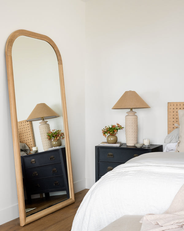 Reta Floor Mirror